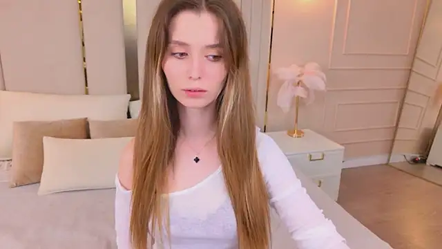 MarybethSnow online show from May 22, 5:51 pm