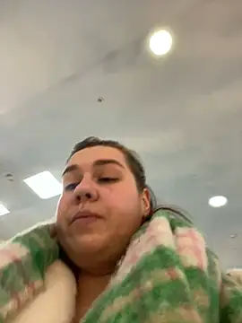 Snapshot of SuzieMurray chatting on January 28, 8:14 am SuzieMurray online show from January 28, 8:14 am