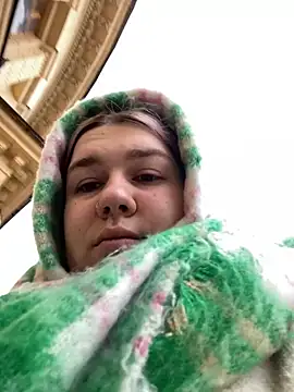 Snapshot of SuzieMurray chatting on February 1, 7:36 am SuzieMurray online show from February 1, 7:36 am