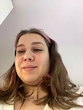 Snapshot of SuzieMurray chatting on October 2, 10:11 am SuzieMurray online show from October 2, 10:11 am