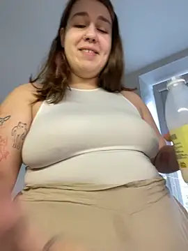 Snapshot of SuzieMurray chatting on November 8, 9:09 am SuzieMurray online show from November 8, 9:09 am