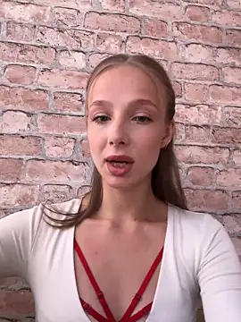 Snapshot of CaseyStar chatting on September 24, 11:35 am CaseyStar online show from September 24, 11:35 am