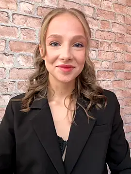 Snapshot of CaseyStar chatting on October 3, 12:57 pm CaseyStar online show from October 3, 12:57 pm