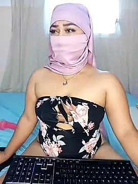 Kendra Kait online show from January 10, 4:30 pm