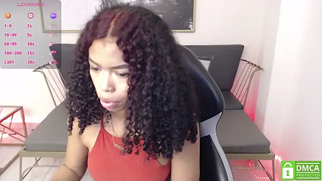 Snapshot of Shenna_brunette_ chatting on December 29, 4:08 pm Shenna brunette  online show from December 29, 4:08 pm