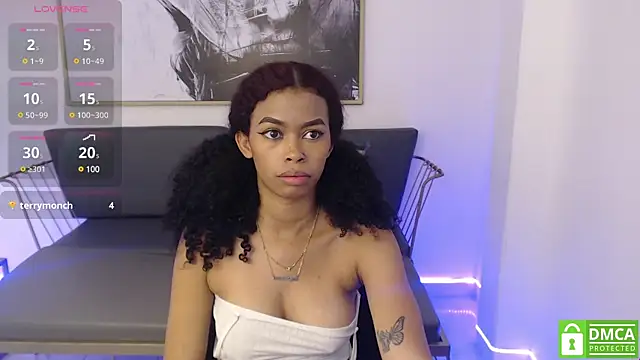 Snapshot of Shenna_brunette_ chatting on January 11, 4:03 pm Shenna brunette  online show from January 11, 4:03 pm