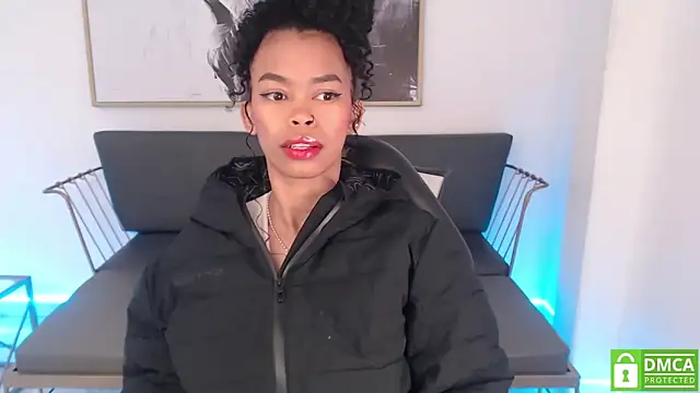 Snapshot of Shenna_brunette_ chatting on January 27, 1:09 pm Shenna brunette  online show from January 27, 1:09 pm