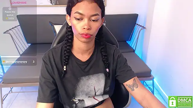 Snapshot of Shenna_brunette_ chatting on January 29, 4:08 pm Shenna brunette  online show from January 29, 4:08 pm