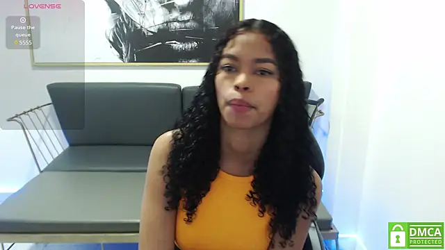 Snapshot of Shenna_brunette_ chatting on February 8, 1:11 pm Shenna brunette  online show from February 8, 1:11 pm