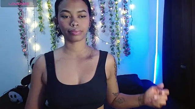 Snapshot of Shenna_brunette_ chatting on September 11, 6:30 pm Shenna brunette  online show from September 11, 6:30 pm
