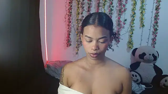 Snapshot of Shenna_brunette_ chatting on September 22, 3:08 am Shenna brunette  online show from September 22, 3:08 am