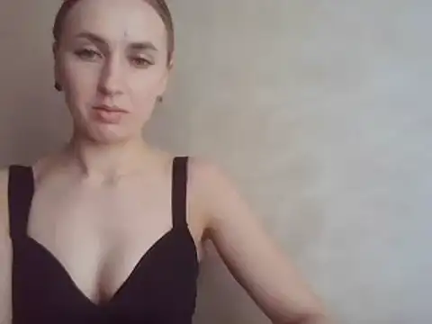 Snapshot of CaitlinaJayne23 chatting on March 11, 11:33 am CaitlinaJayne23 online show from March 11, 11:33 am