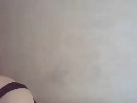 Snapshot of CaitlinaJayne23 chatting on March 11, 2:40 pm CaitlinaJayne23 online show from March 11, 2:40 pm