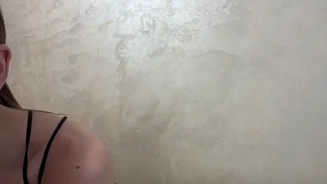 CaitlinaJayne23 online show from April 5, 3:58 am