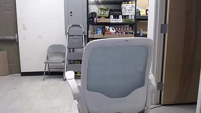 Mhmoodyi online show from February 26, 8:30 pm