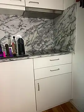 Snapshot of brazilianbbinuk chatting on March 3, 8:27 am brazilianbbinuk online show from March 3, 8:27 am