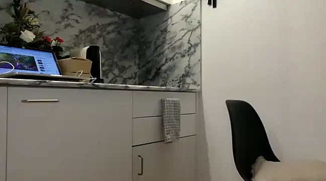 Snapshot of brazilianbbinuk chatting on March 10, 7:53 am brazilianbbinuk online show from March 10, 7:53 am