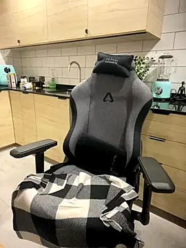 Snapshot of brazilianbbinuk chatting on September 8, 8:52 pm brazilianbbinuk online show from September 8, 8:52 pm