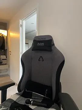 Snapshot of brazilianbbinuk chatting on December 3, 11:30 am brazilianbbinuk online show from December 3, 11:30 am