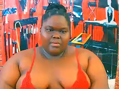 Snapshot of EbonyHotBuns chatting on November 15, 9:11 pm EbonyHotBuns online show from November 15, 9:11 pm