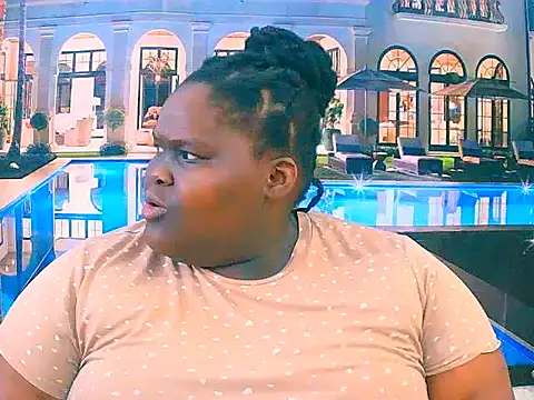 Snapshot of EbonyHotBuns chatting on November 24, 7:08 am EbonyHotBuns online show from November 24, 7:08 am