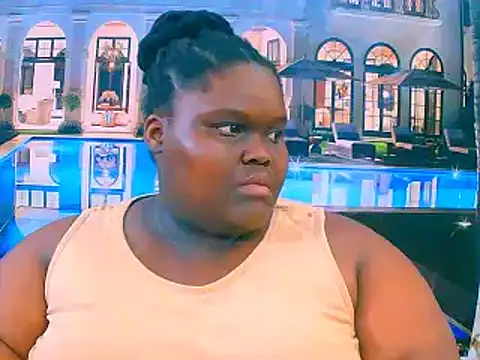 Snapshot of EbonyHotBuns chatting on December 2, 10:20 am EbonyHotBuns online show from December 2, 10:20 am