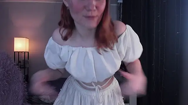 Snapshot of ReddHotPipper chatting on February 3, 6:40 am ReddHotPipper online show from February 3, 6:40 am