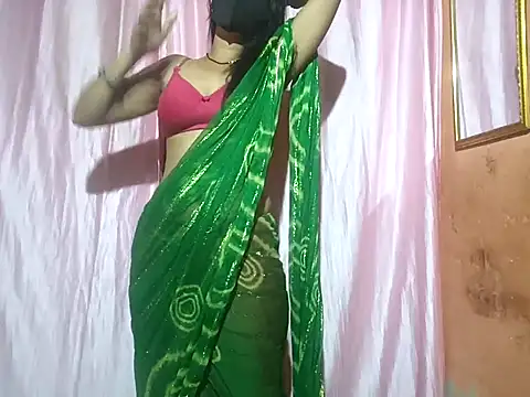 poojaxxx65 online show from February 26, 12:27 am