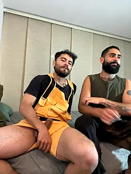 Snapshot of Drogamma chatting on November 16, 11:32 pm Drogamma online show from November 16, 11:32 pm