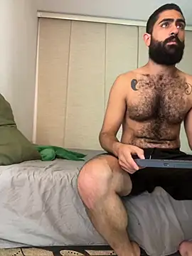 Snapshot of Drogamma chatting on November 30, 2:04 am Drogamma online show from November 30, 2:04 am