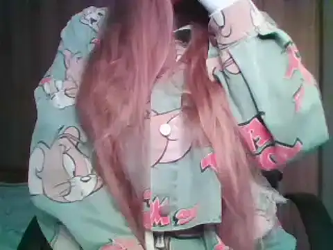 Snapshot of Evasapples chatting on September 24, 9:07 pm Evasapples online show from September 24, 9:07 pm