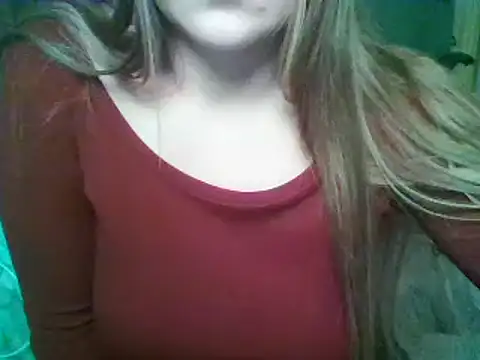 Snapshot of Evasapples chatting on September 25, 9:40 pm Evasapples online show from September 25, 9:40 pm