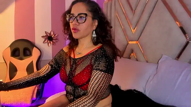Snapshot of maria_paulac chatting on March 21, 5:43 am maria paulac online show from March 21, 5:43 am
