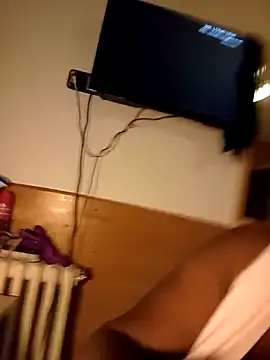 Snapshot of KennyBigWoman chatting on October 23, 8:13 am KennyBigWoman online show from October 23, 8:13 am