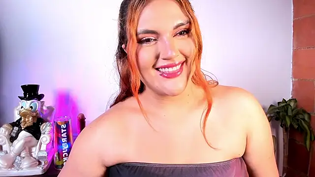 Snapshot of becca_diamond chatting on April 26, 7:11 pm becca diamond online show from April 26, 7:11 pm