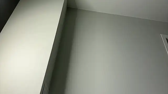 elisa moon online show from February 22, 1:22 am