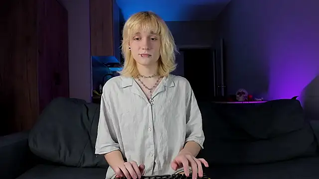 Snapshot of Gregory_Byyrd chatting on March 8, 4:12 am Gregory Byyrd online show from March 8, 4:12 am