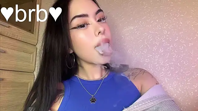 baby  kim online show from March 28, 7:13 pm