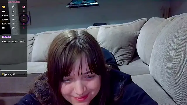 Snapshot of princess_emily4723 chatting on April 21, 6:34 pm princess emily4723 online show from April 21, 6:34 pm
