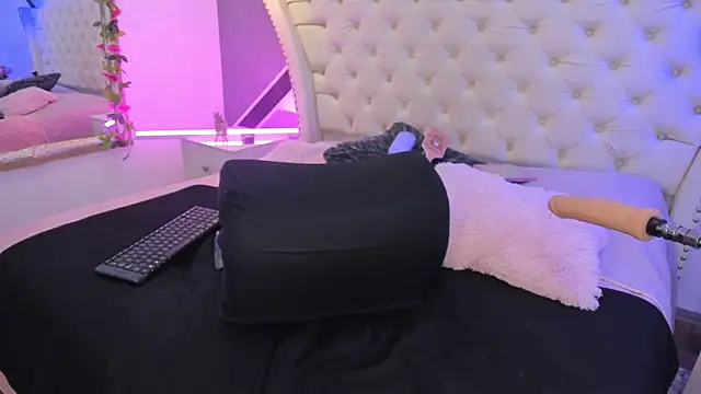 SusanPercyy online show from September 30, 10:48 pm