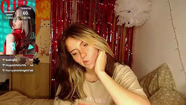 cherrybom969 online show from December 4, 6:33 am