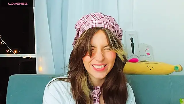 cherrybom969 online show from January 18, 6:03 am