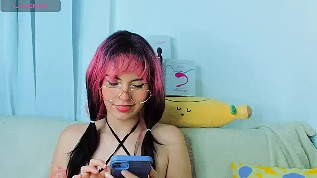 cherrybom969 online show from January 24, 3:32 am