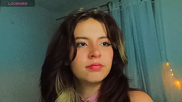 cherrybom969 online show from March 8, 2:55 am