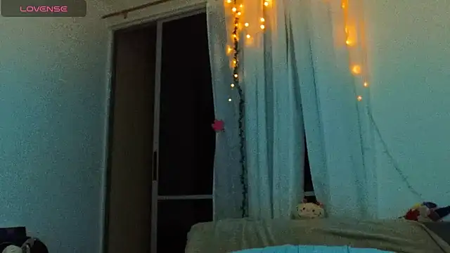 cherrybom969 online show from March 8, 5:59 am