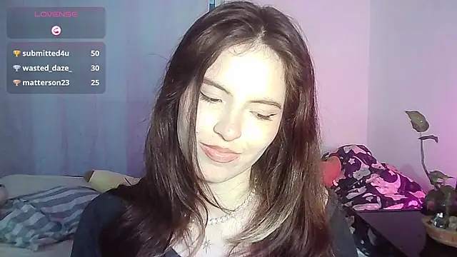 cherrybom969 online show from December 14, 11:37 am