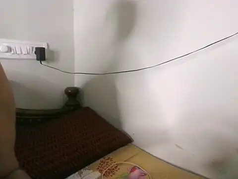 Snapshot of Sexy-Shalinii chatting on December 2, 4:40 am Sexy-Shalinii online show from December 2, 4:40 am