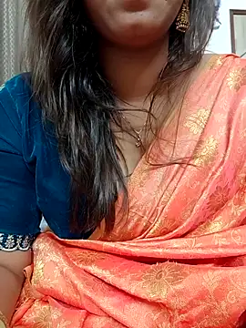 Sexy-Shalinii online show from May 5, 1:30 pm