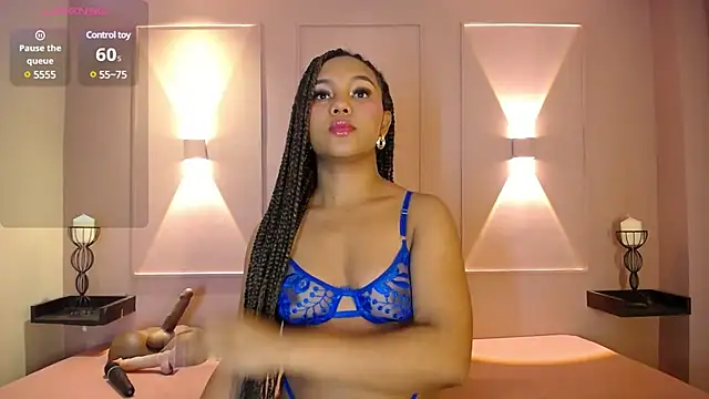 HAYLANISMITH online show from March 5, 12:11 pm