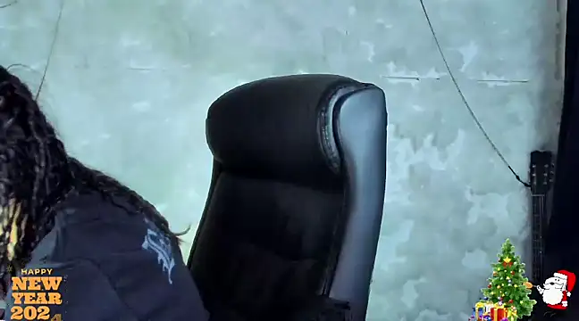 mikeysloan online show from January 3, 4:11 am